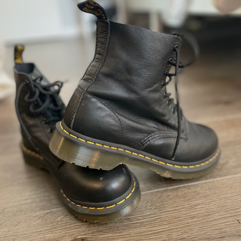 Doc Martins Leather Size 10